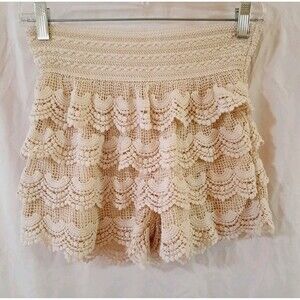 ALT B Layered Crochet Mini Shorts Womens Medium Elastic Waist Tan